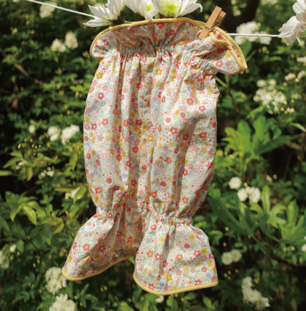 Pēnut Floral Ear Snood & Gingham Bandana